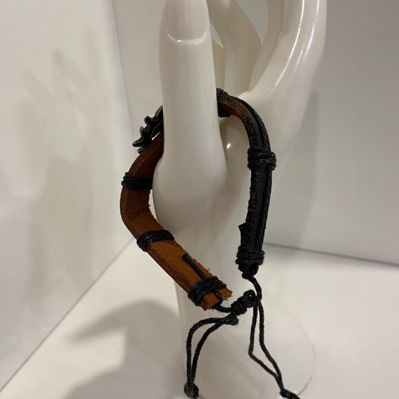 Handmade Leather & Cord Bracelet With Metal Tribal Sun Pendant Adjustable F - Picture 5 of 8